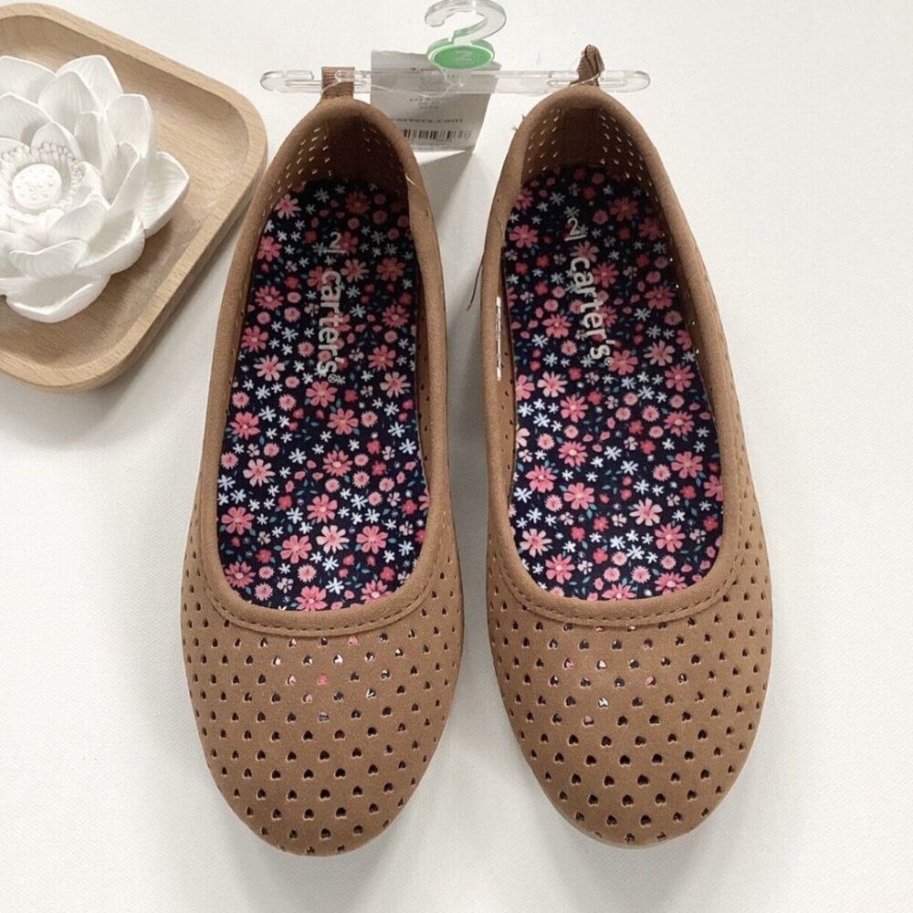 NWT Brown Heart Shoes